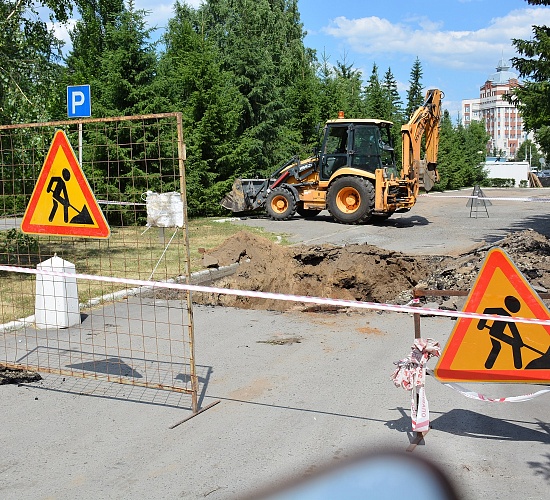 «Росводоканал Омск» завершил перекладку 100-летнего водопровода